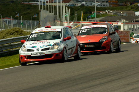 Michael Christensen blev presset af Jacob Christensen mod slutningen af lørdagens første løb på Zandvoort.